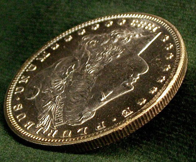 Let's-Talk-About-The-Rim-Of-This-1883-CC-Morgan-VAM5A